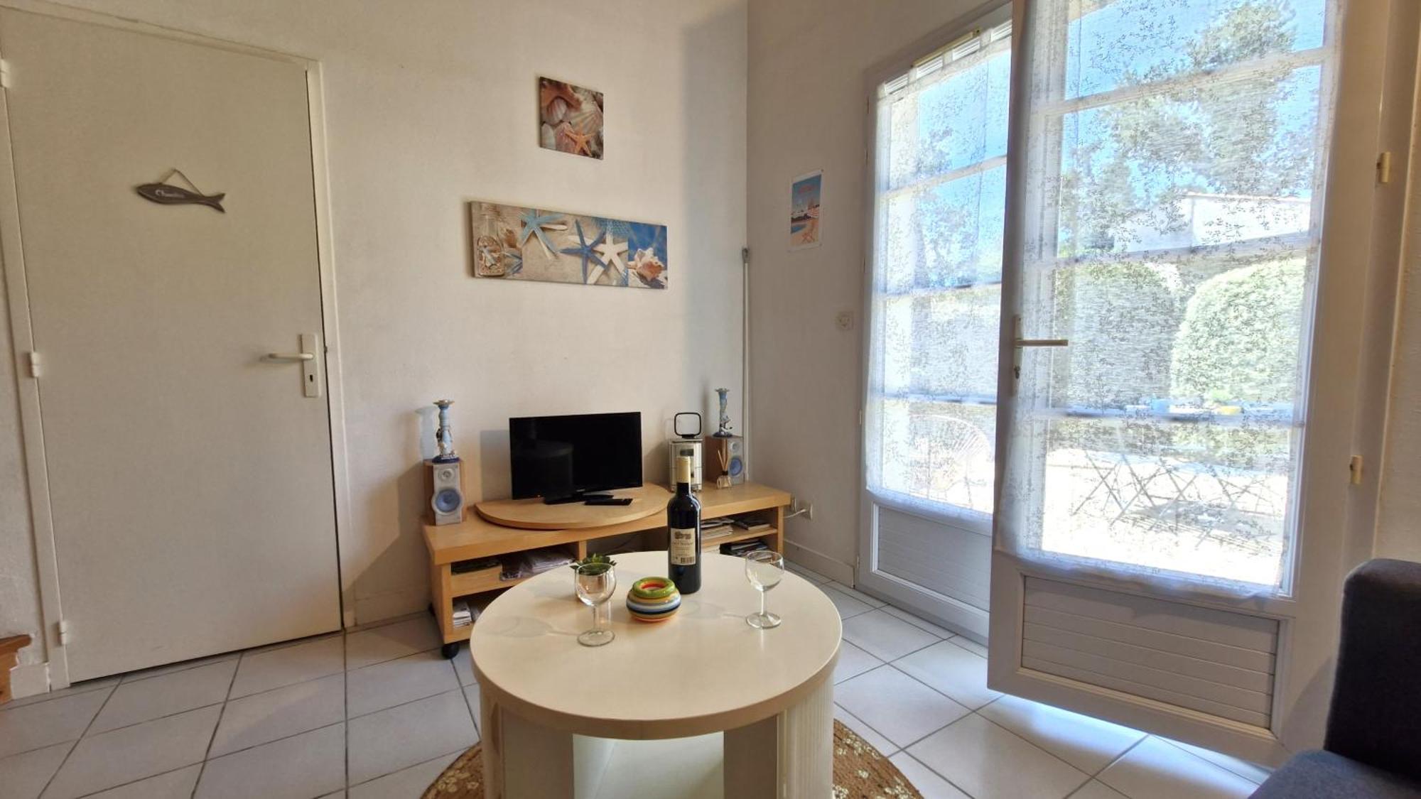 Meschers Sur Gironde - Maisonnette De Vacances - Terrasse - Proche Plage Exterior photo