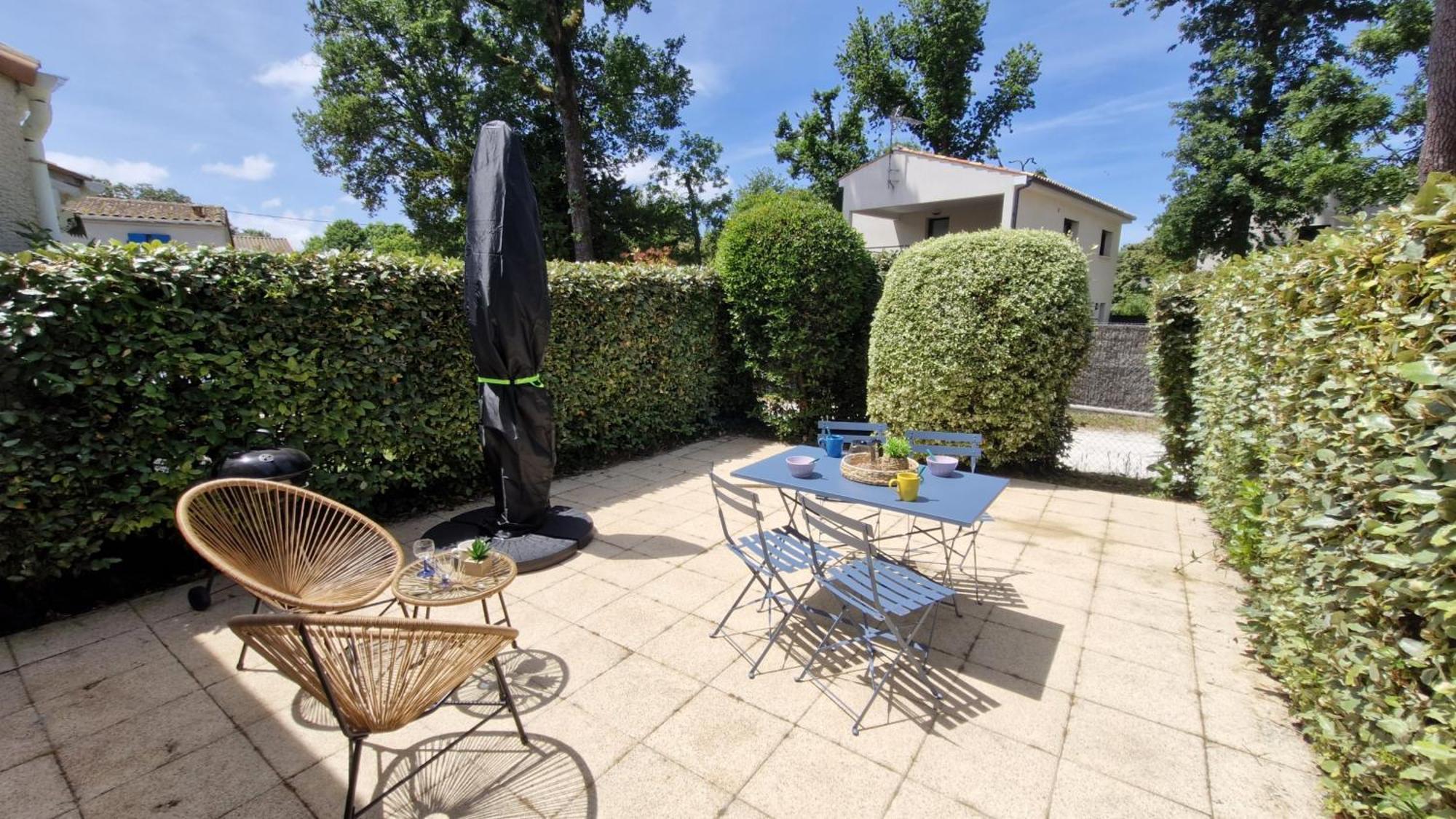 Meschers Sur Gironde - Maisonnette De Vacances - Terrasse - Proche Plage Exterior photo